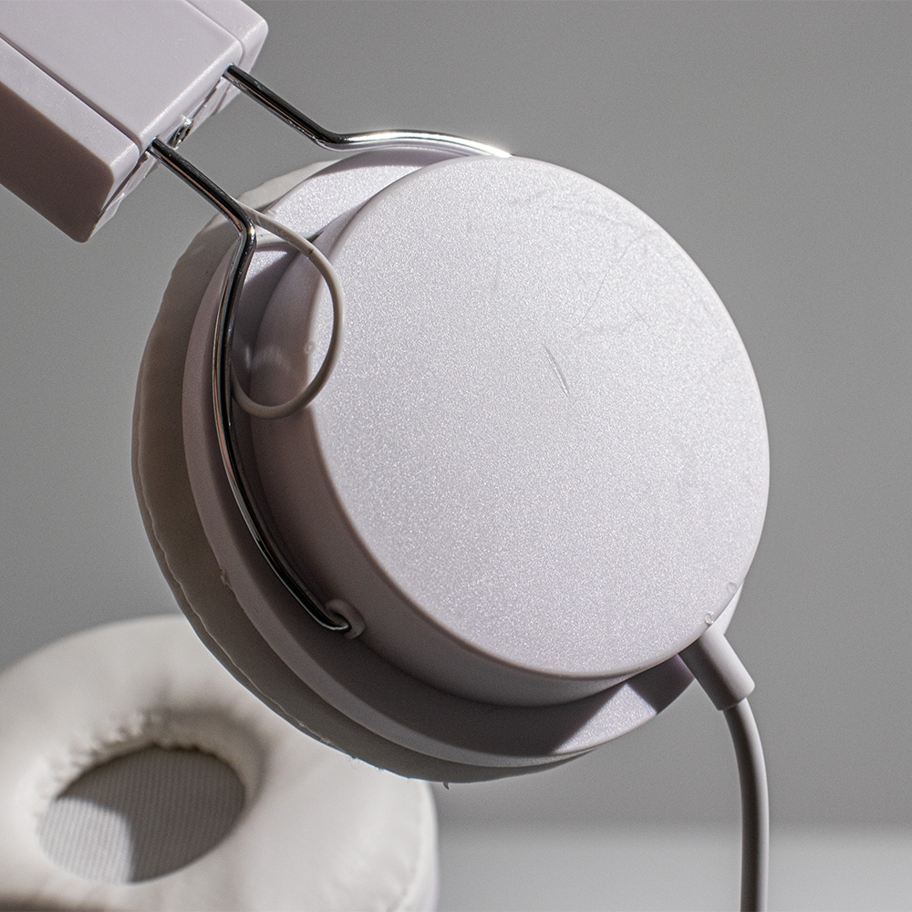 Fone-de-Ouvido-Estereo-com-Microfone-20893d1-1727462017