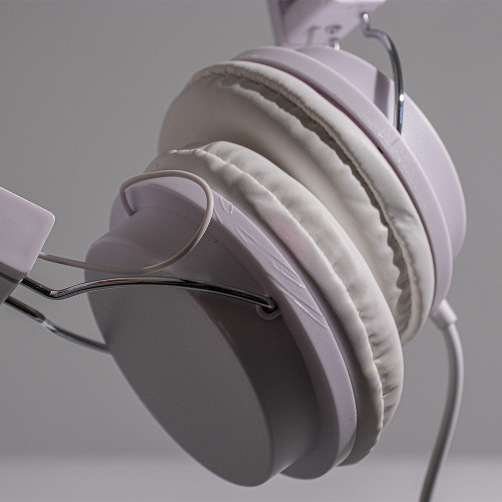 Fone-de-Ouvido-Estereo-com-Microfone-20893d3-1727462017